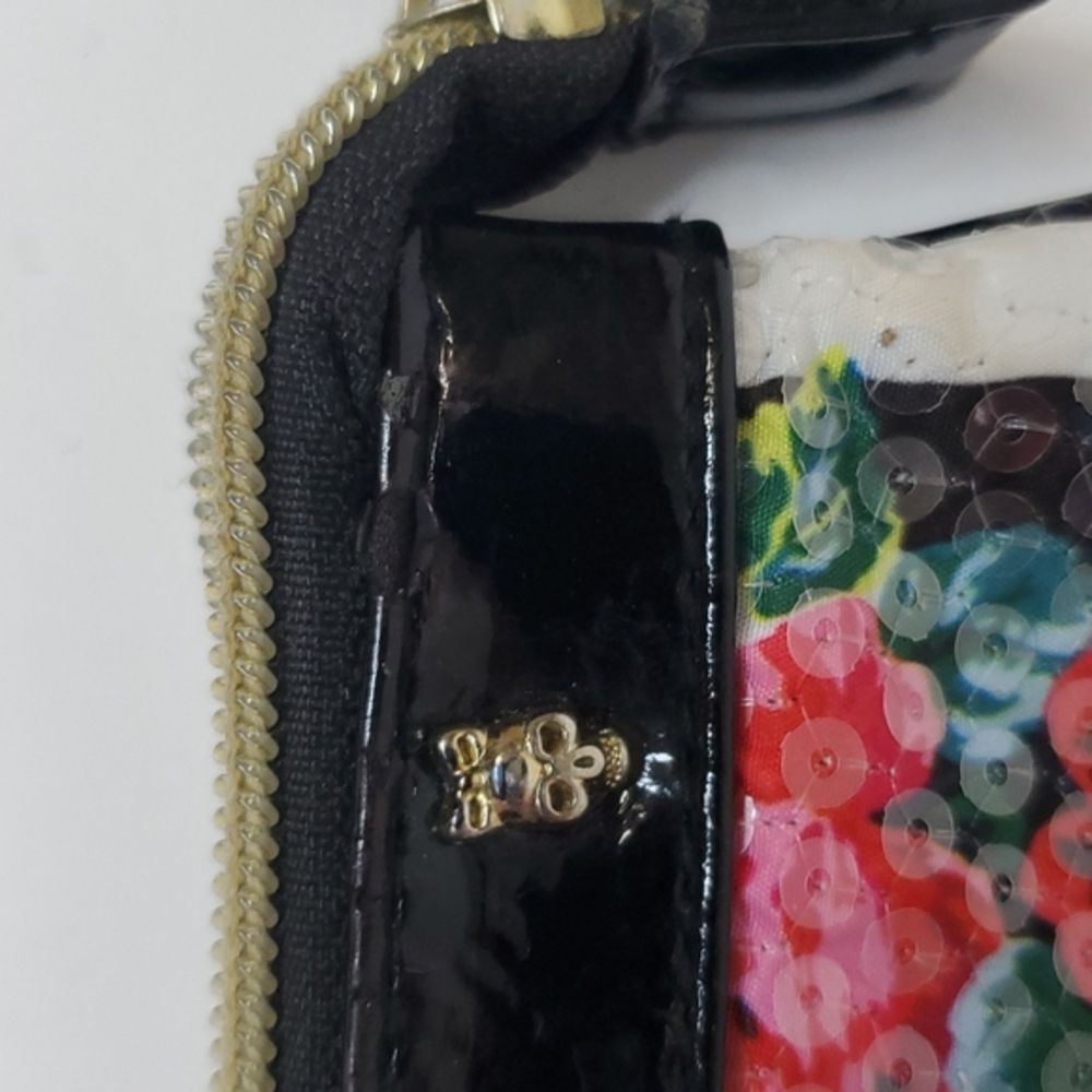 Betsey Johnson Sequined Flowers and Stripes Wristlet Gold Toned Accents - Picture 11 of 11